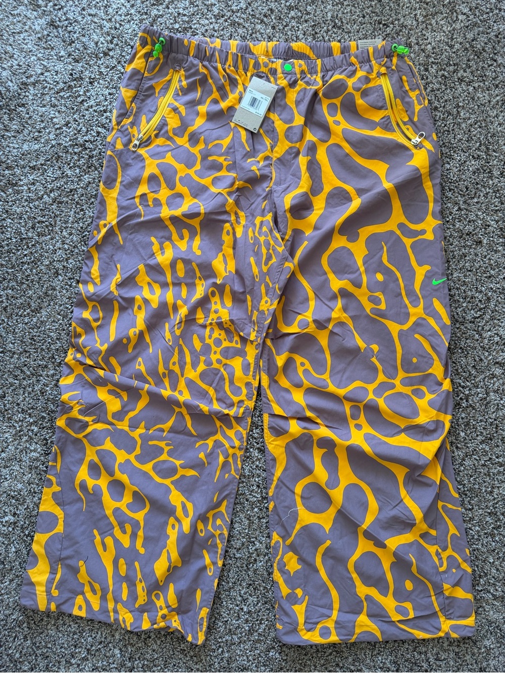 Nike Men's Yellow and Purple Patterned Joggers